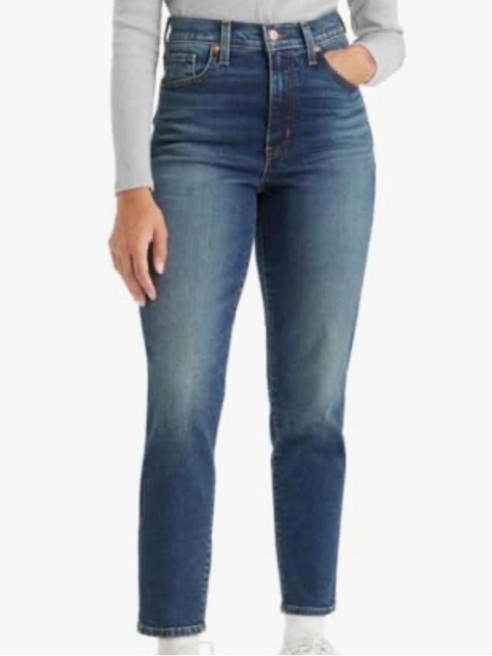 Levi's High Waisted Mom Jean in Medium Blue with Gold Stitching